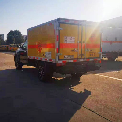 江鈴皮卡四驅(qū)防爆車(chē) 民用爆炸品運(yùn)輸車(chē) 1類(lèi)危險(xiǎn)品運(yùn)輸車(chē)